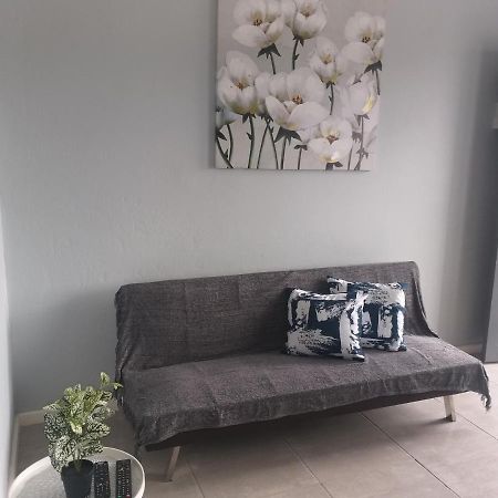 Tj Self-Catering Διαμέρισμα Graaff-Reinet Εξωτερικό φωτογραφία