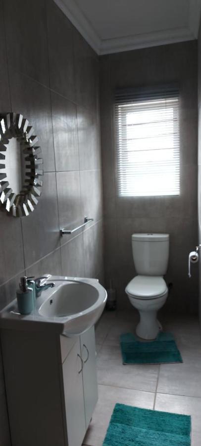 Tj Self-Catering Διαμέρισμα Graaff-Reinet Εξωτερικό φωτογραφία