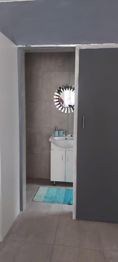 Tj Self-Catering Διαμέρισμα Graaff-Reinet Εξωτερικό φωτογραφία